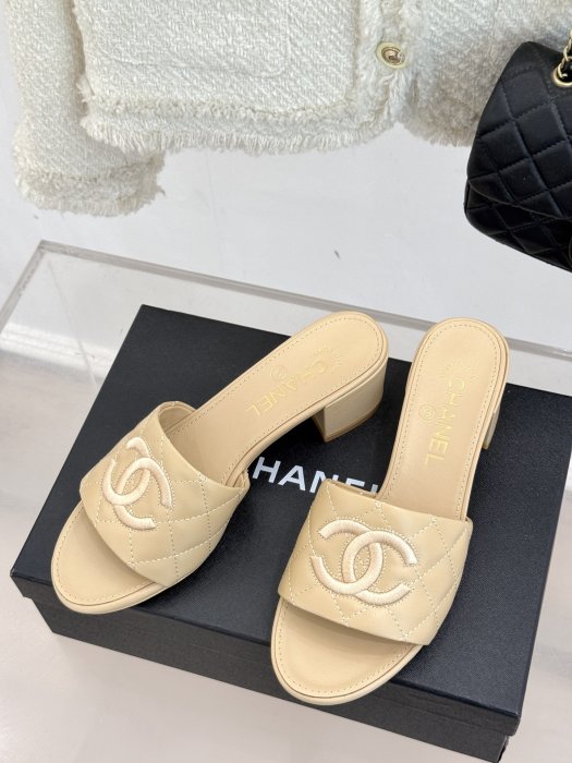 Босоножки фото 2