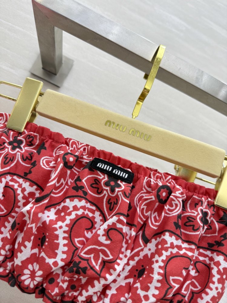 Costume female фото 3