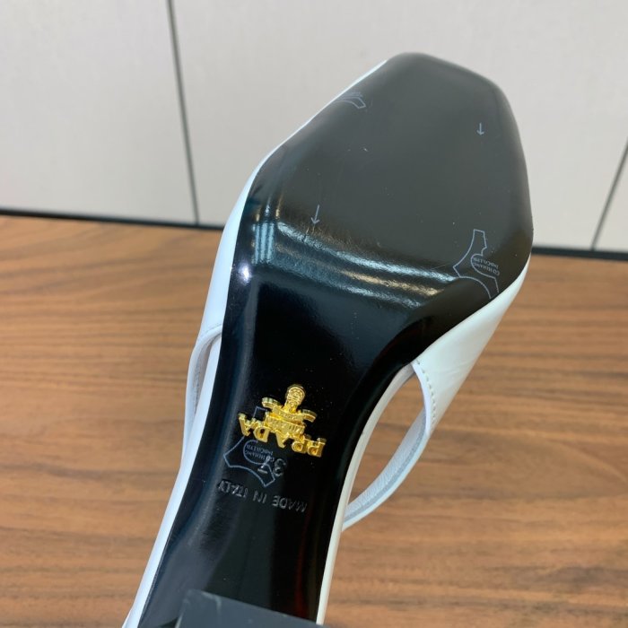 Босоножки фото 9