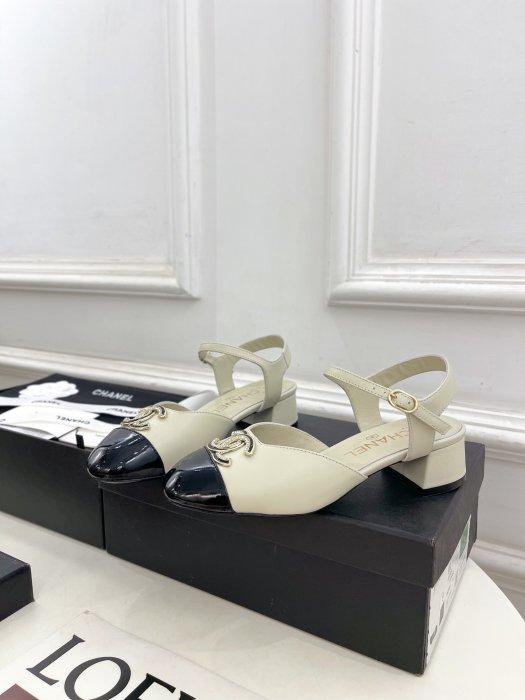 Босоножки фото 5