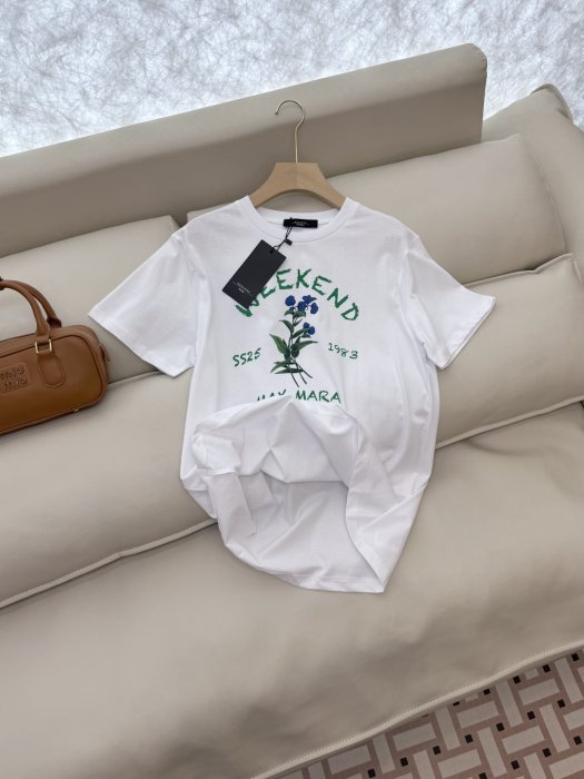 T-shirt women's фото 4