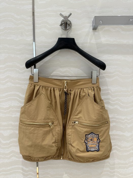 Шорты женские