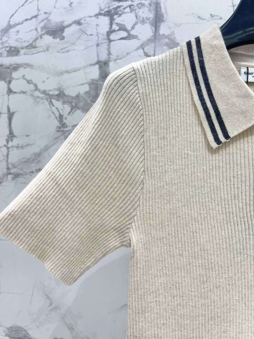 T-shirt women's фото 4