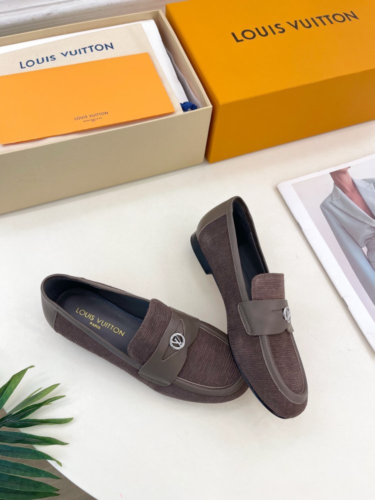 Лоферы женские фото 5