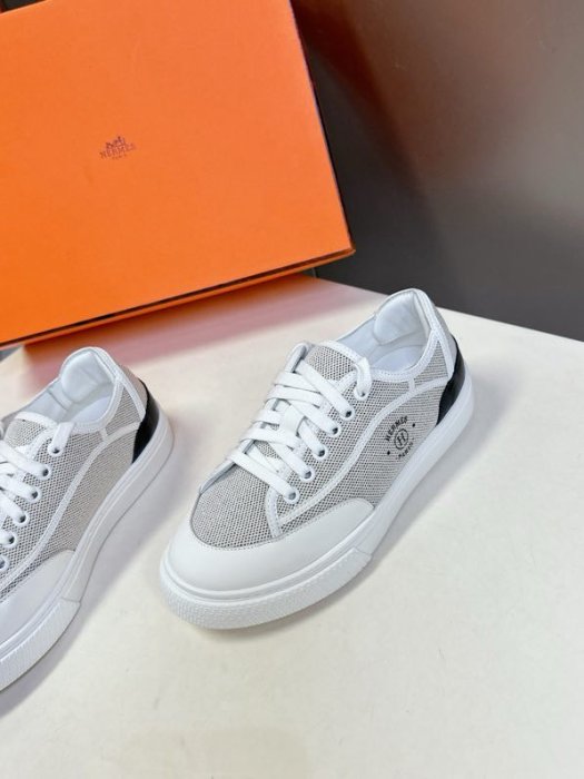 Кроссовки фото 7