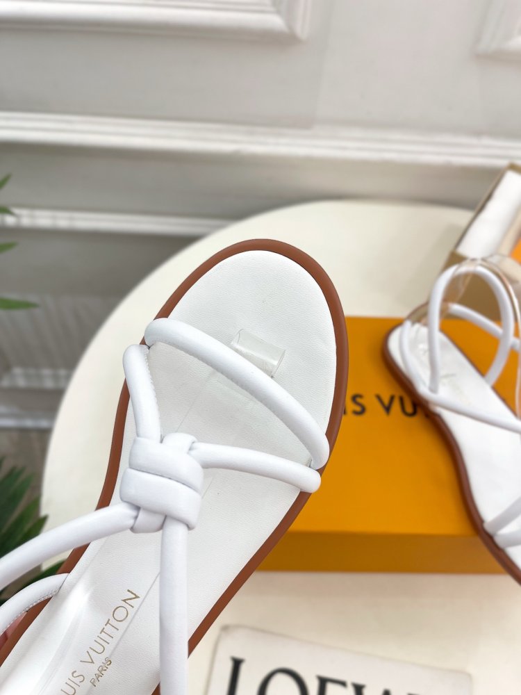 Босоніжки фото 7