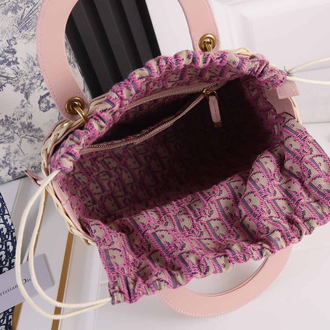 A bag Lady Dior Bag Natural Wicker Oblique 24 cm фото 9