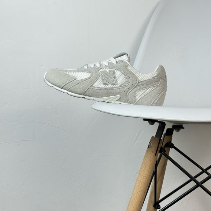 Sneakers Miu Miu x New Balance 530 фото 5