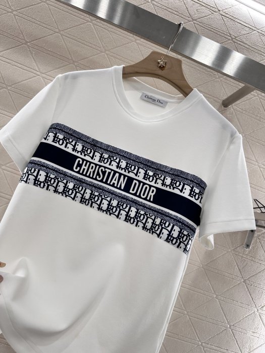 Футболка женская фото 4