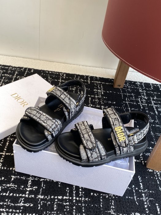 Sandals women's фото 3