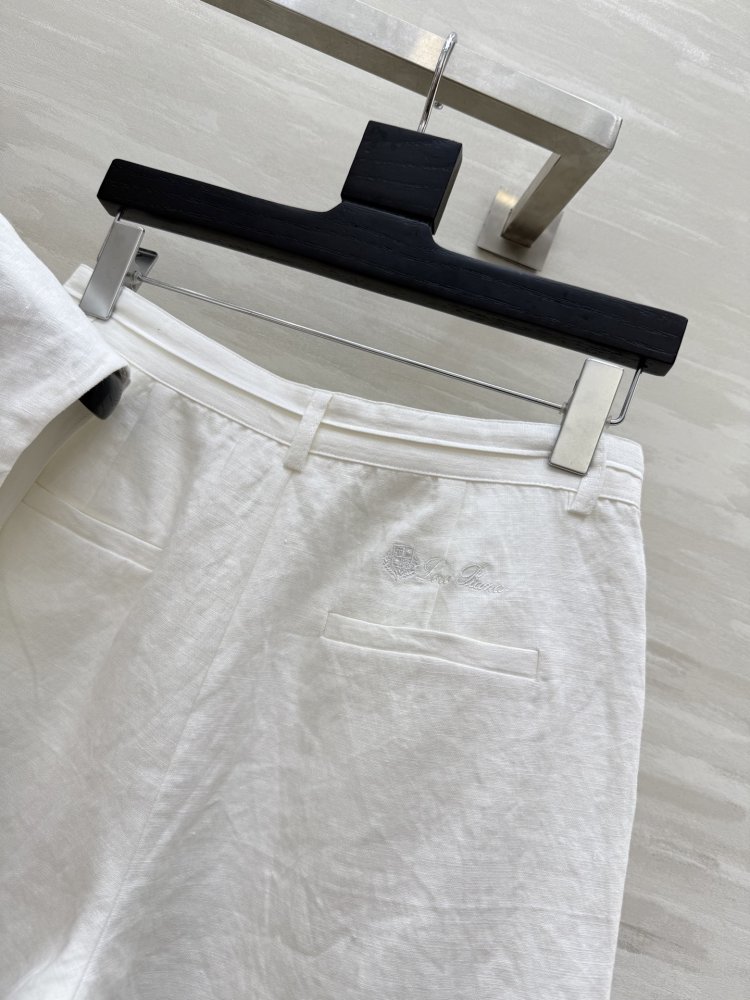 Костюм женский фото 8