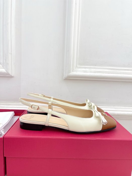 Босоножки фото 4