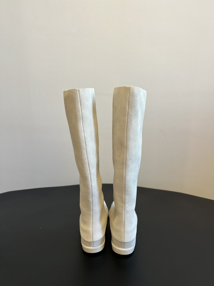 Boots women's фото 7