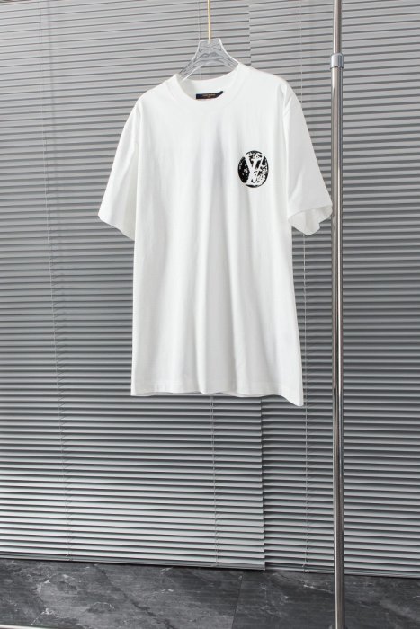 T-shirt men's фото 4