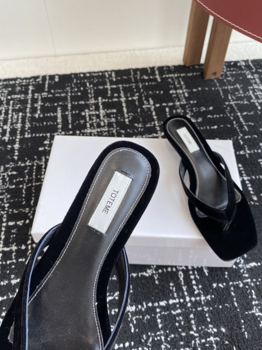 Босоніжки фото 7