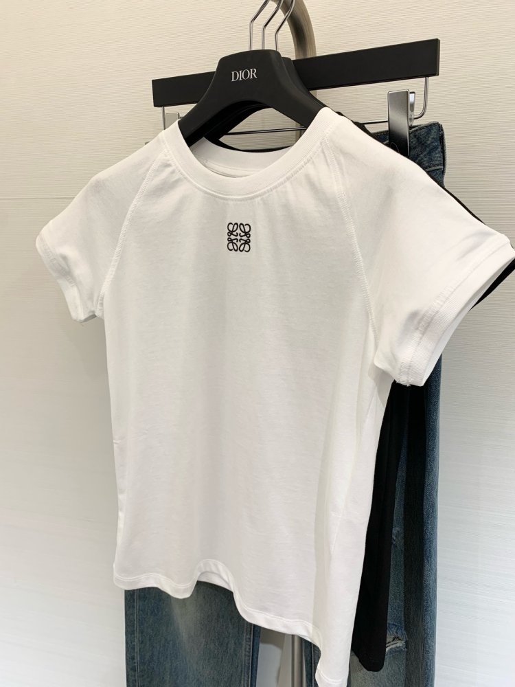 T-shirt women's фото 9