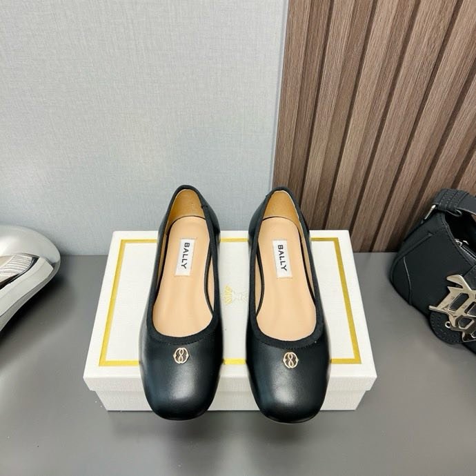 Shoes women's