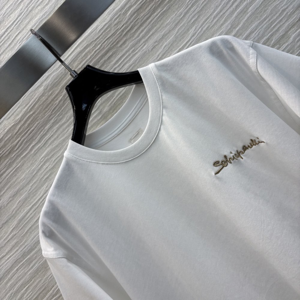 T-shirt women's фото 5