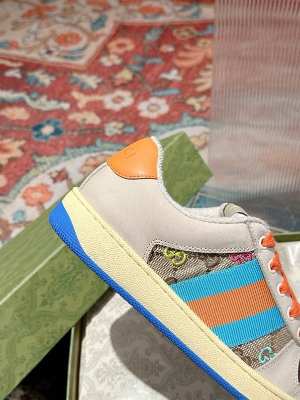 Кросівки жіночі фото 4