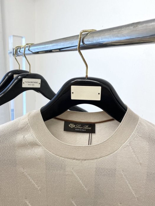 T-shirt men's фото 2