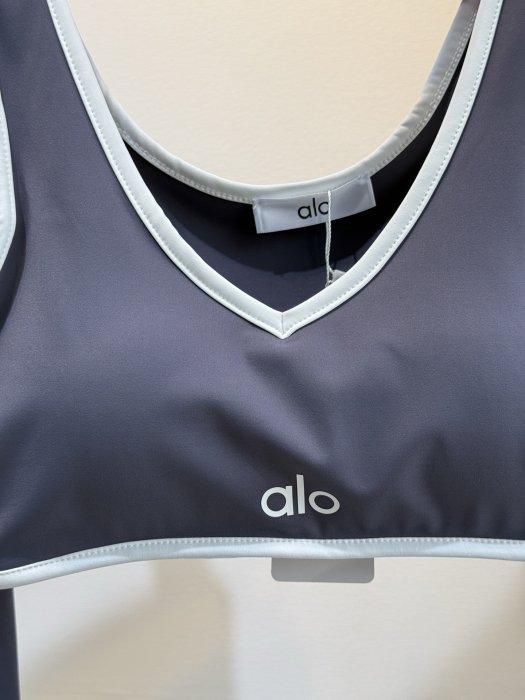 Костюм спортивний жіночий фото 3