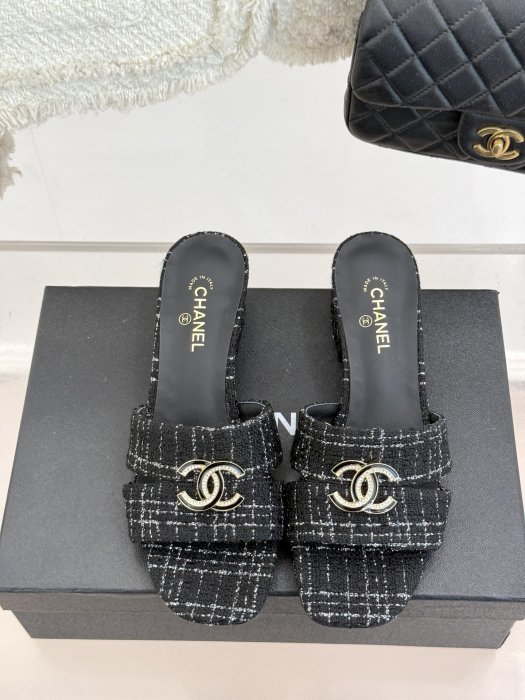 Босоножки фото 4