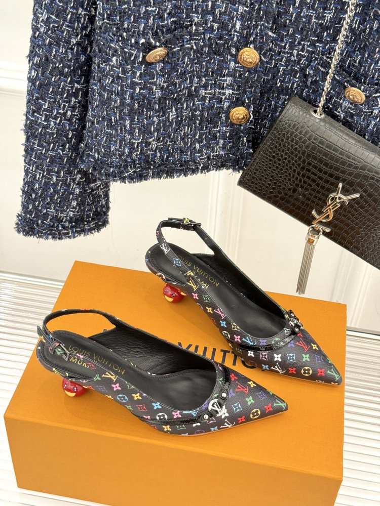 Босоножки фото 3