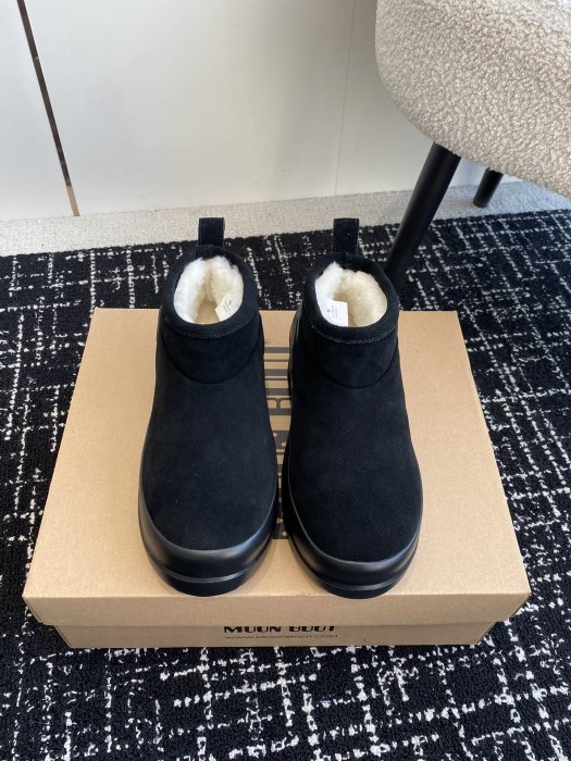 Ugg boots women's