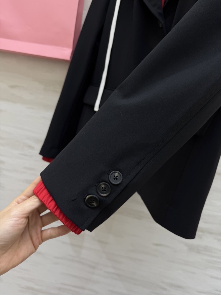 Jacket women's фото 4