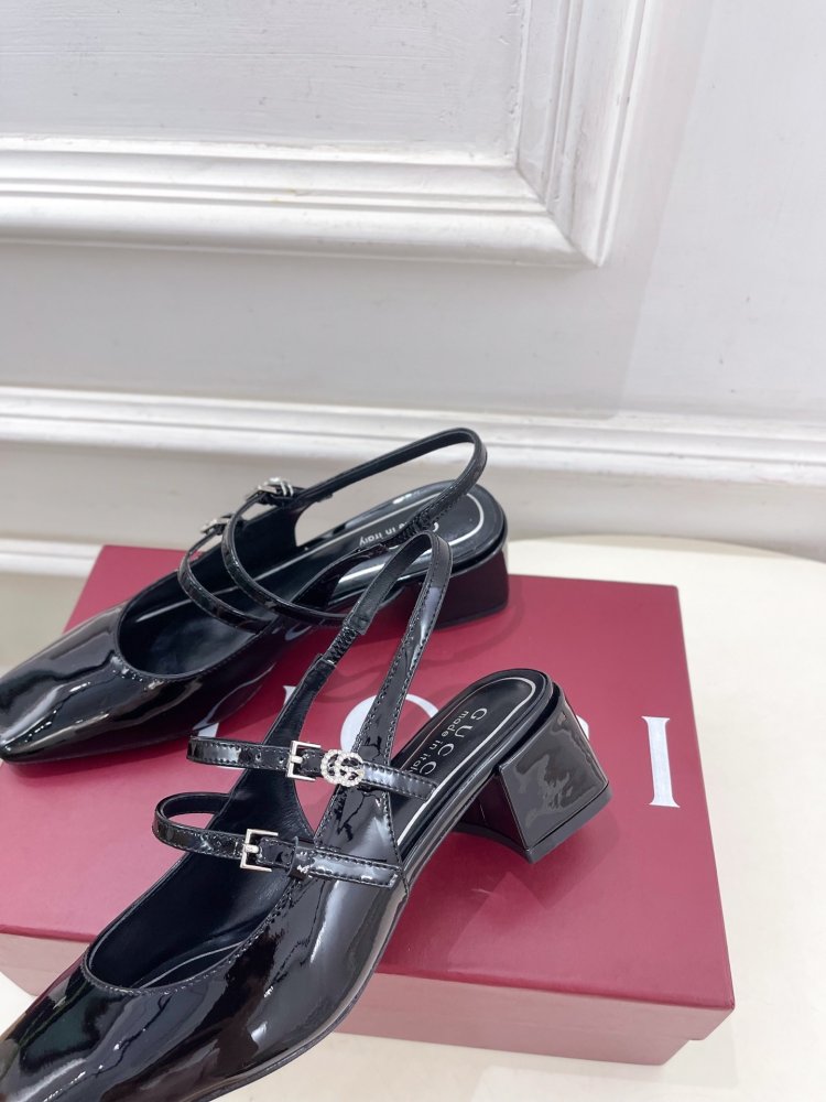 Босоніжки фото 7