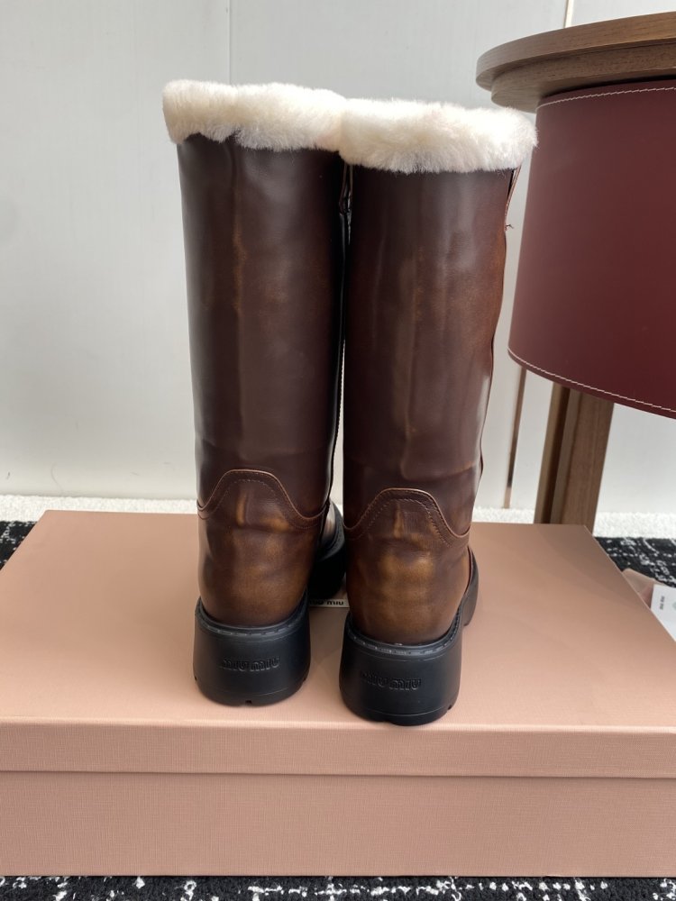 Сапоги женские фото 8