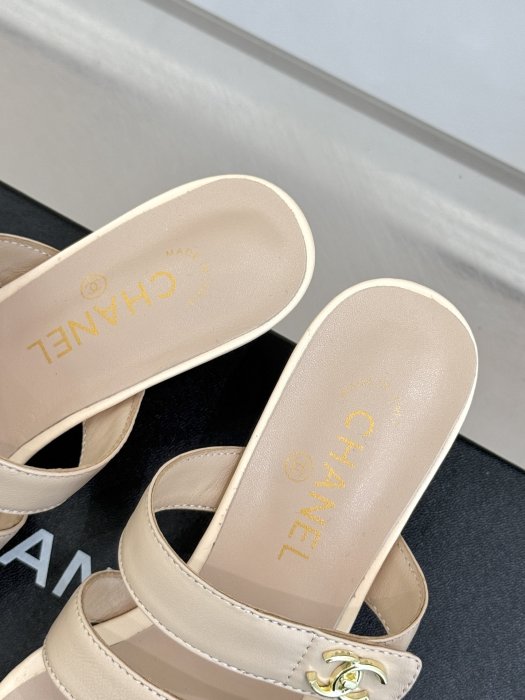 Босоножки фото 8