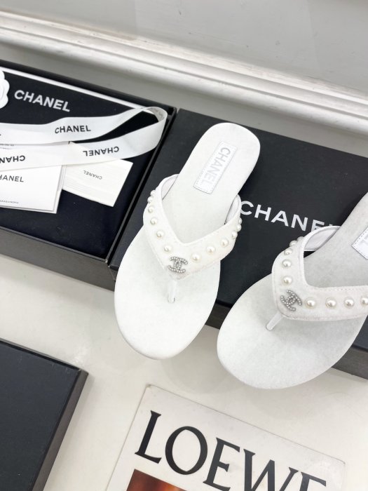 Шльопанці фото 6