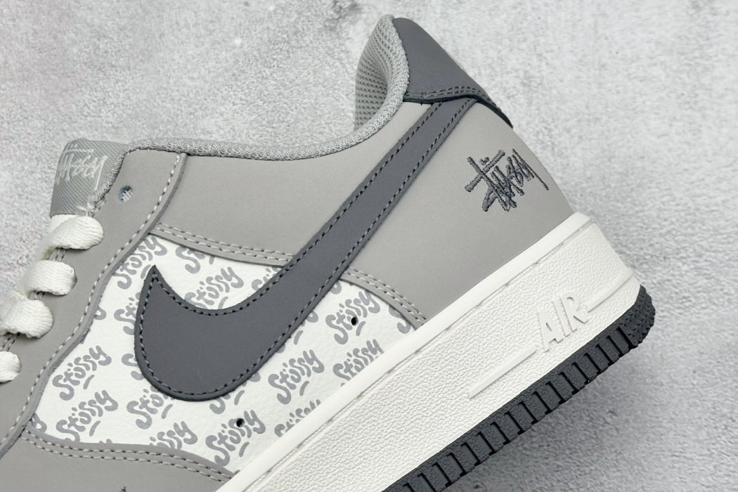 Кроссовки Nike Air Force 1 Low 07 x Stussy фото 9
