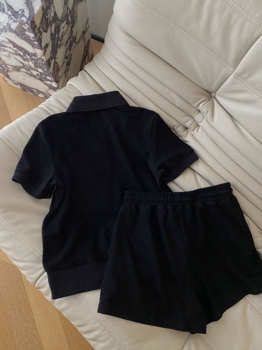 Костюм женский фото 8