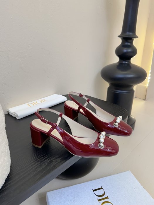 Босоножки фото 2