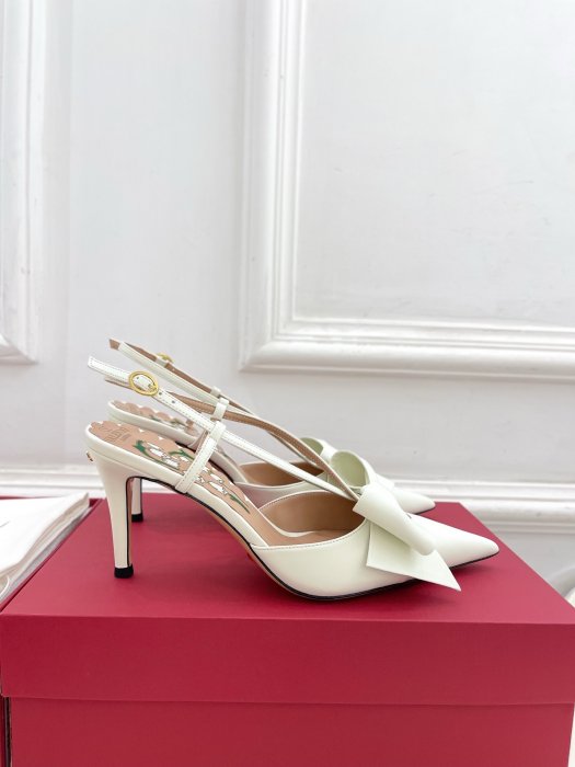 Босоножки фото 2