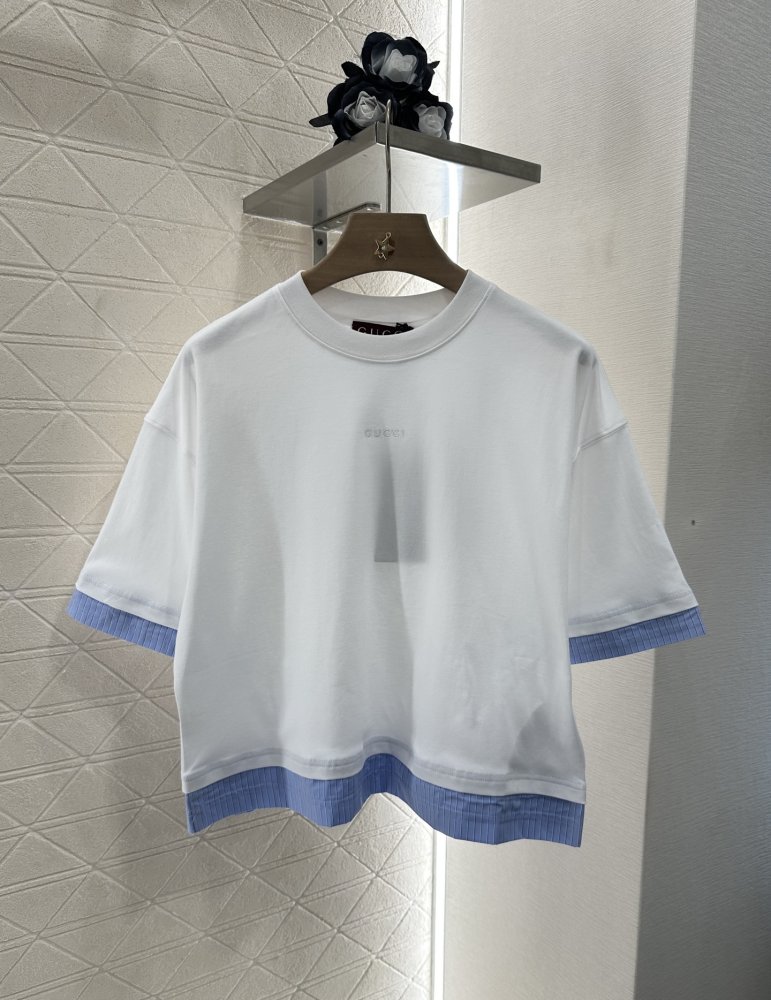 Футболка жіноча