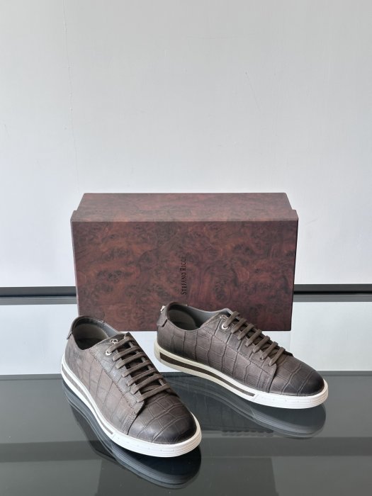 Кроссовки фото 5