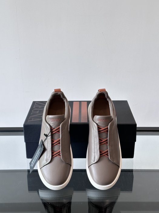 Кросівки чоловічі фото 6