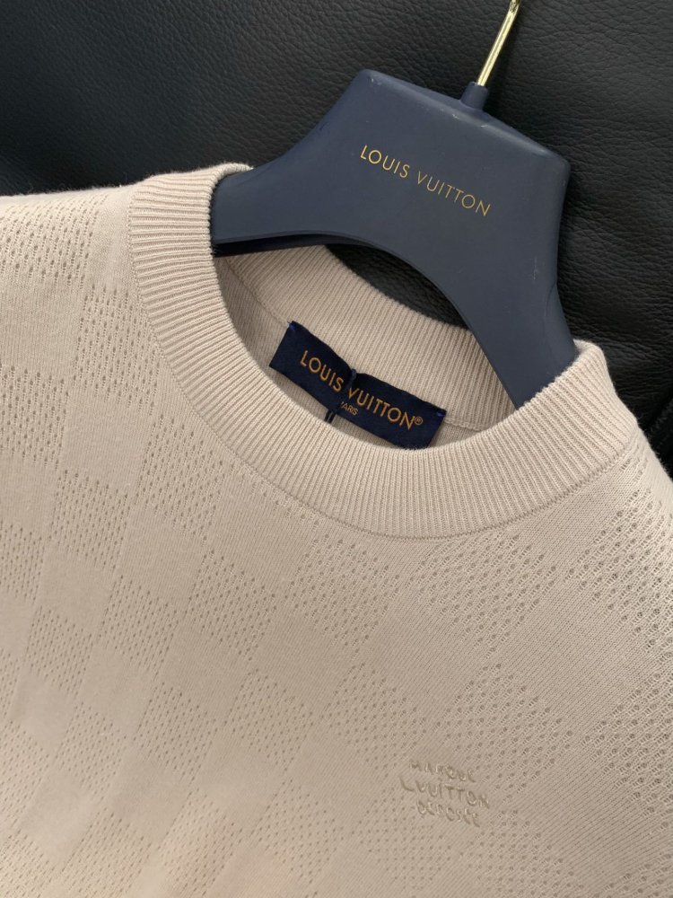 Футболка чоловіча фото 4