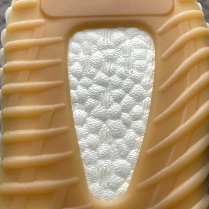 Кроссовки Yeezy Boost 350V2 фото 8
