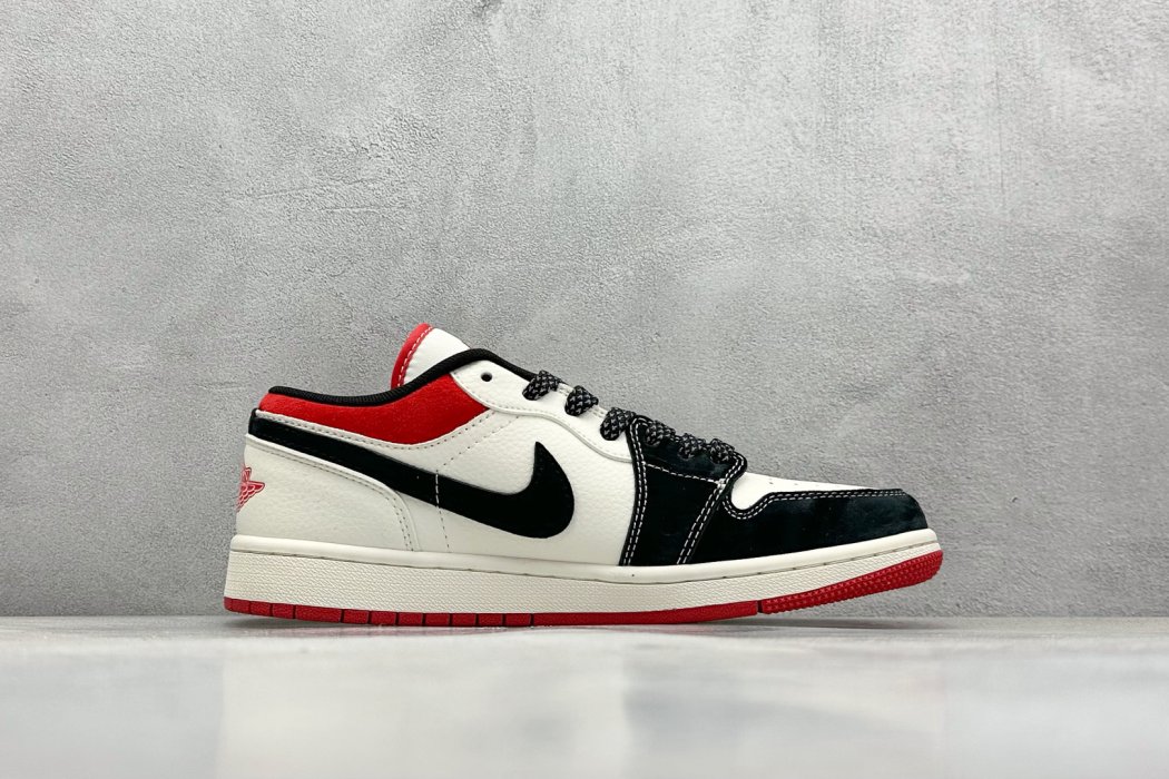 Кроссовки Air Jordan 1 Retro Low x Stussy фото 2