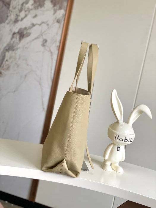 Сумка женская Low Key Hobo 47 см фото 2