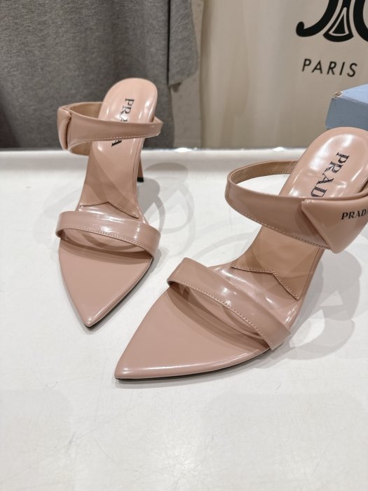 Босоніжки фото 6