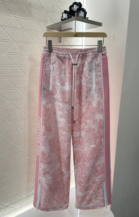 Куртка вітровка жіноча фото 9