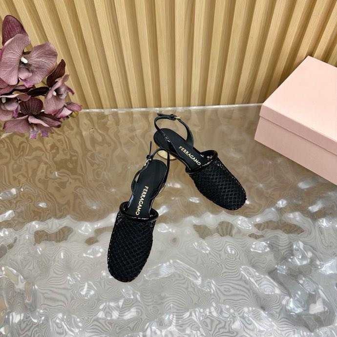 Босоніжки фото 6