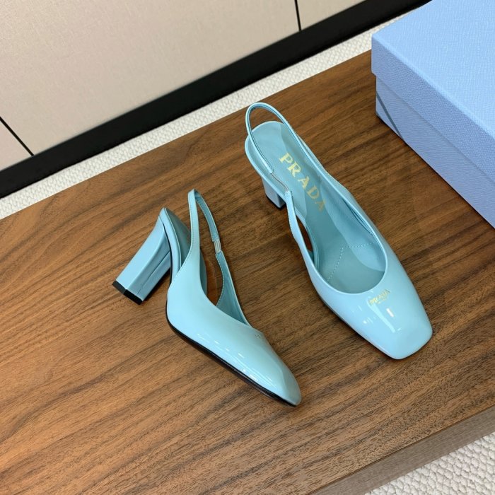 Босоножки фото 2