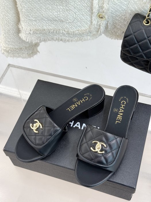 Босоножки фото 2