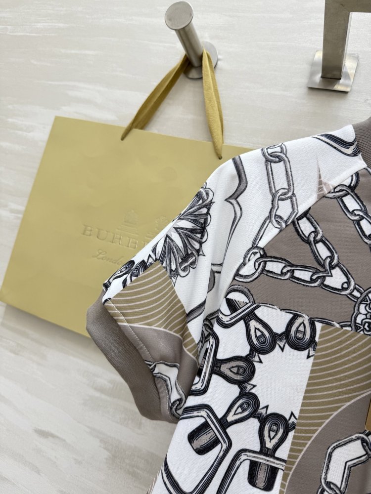 Костюм женский фото 5